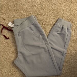 Figs Women's Pants in Light Gray Zamora jogger